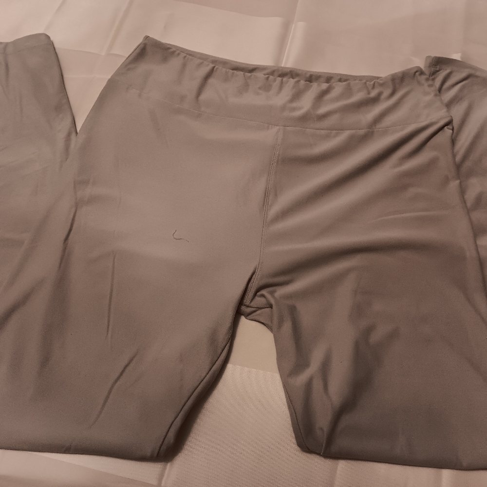 Gray lularoe leggings Tall and Curvy Os